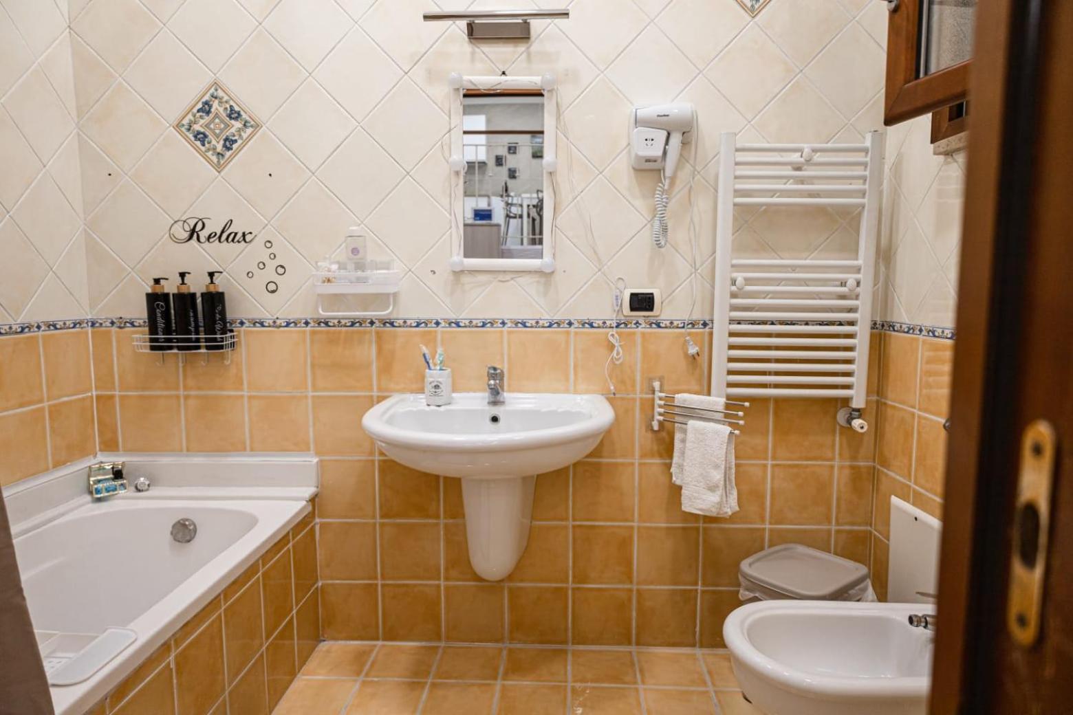 La Casa Di Simone Apartment Наполи Екстериор снимка