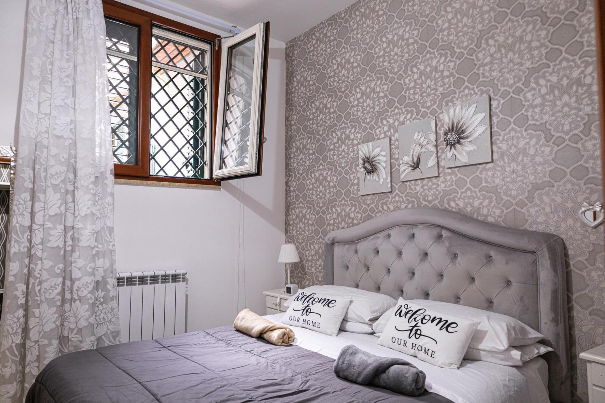 La Casa Di Simone Apartment Наполи Екстериор снимка