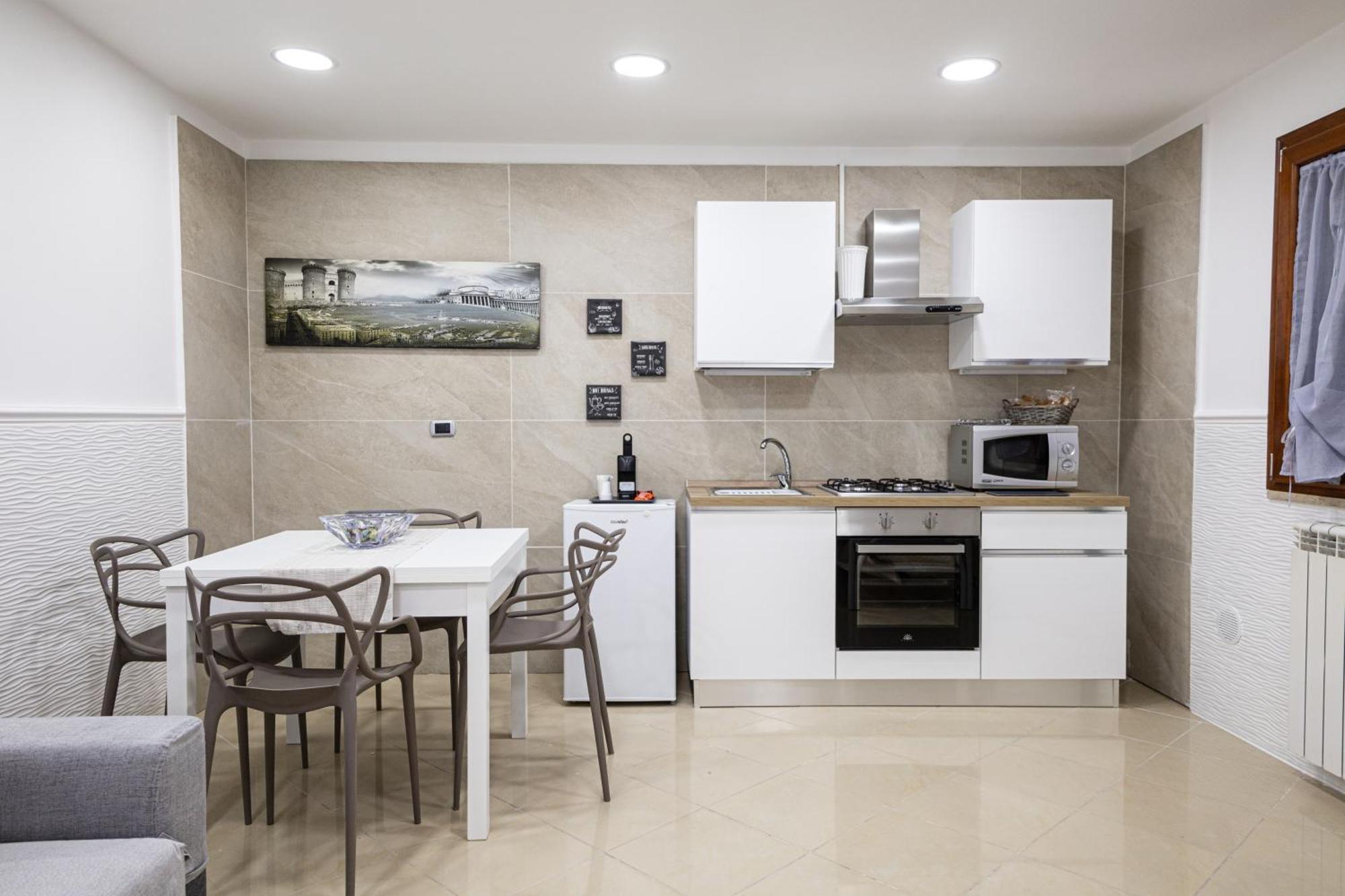 La Casa Di Simone Apartment Наполи Екстериор снимка
