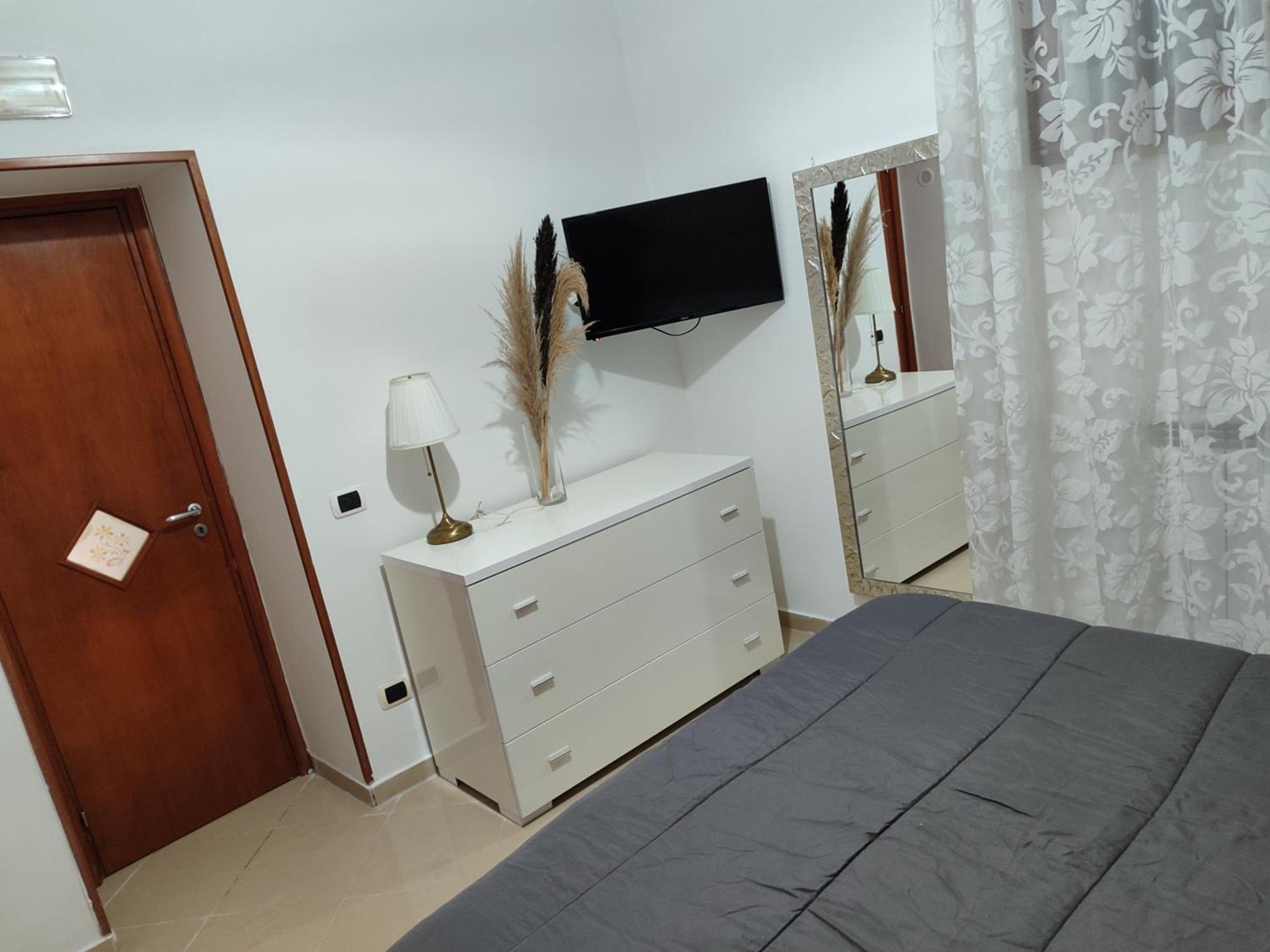 La Casa Di Simone Apartment Наполи Екстериор снимка